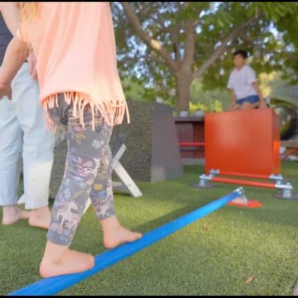 קורת שיווי משקל לילדים